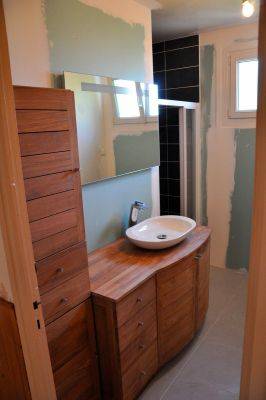 Salle de bains en bois